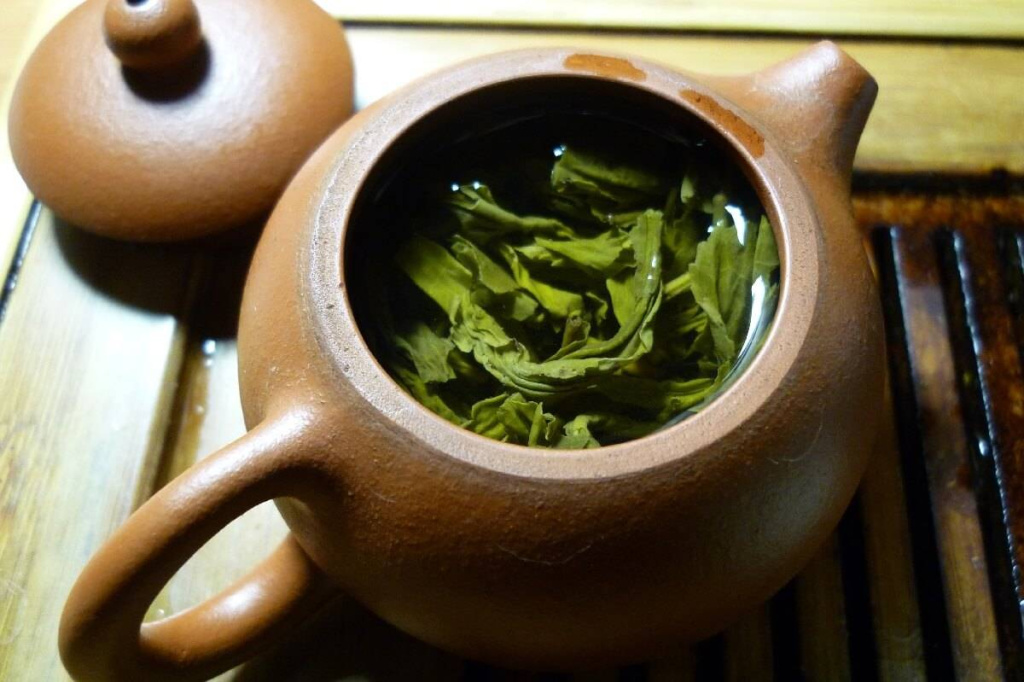 Как правильно заваривать чай Да Хун Пао