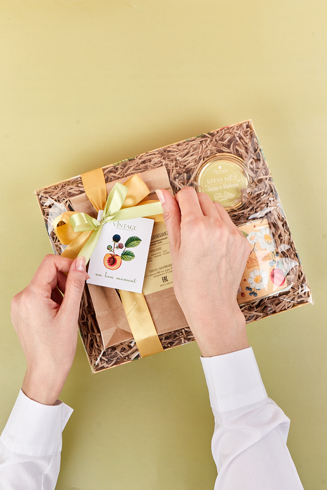 : поддон "абрикосы" 21х25х6