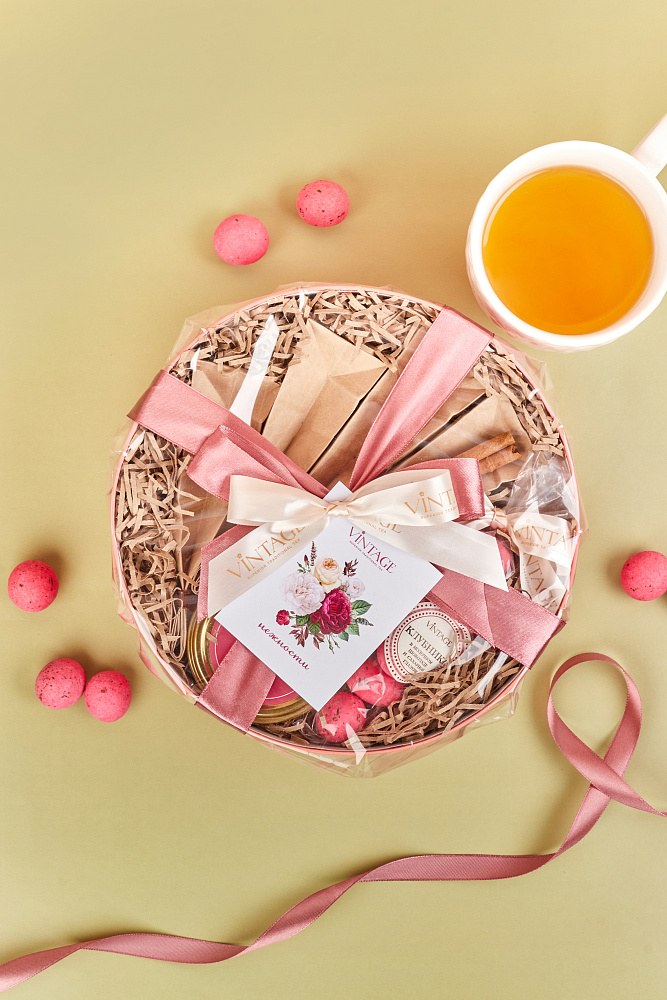 : коробка круглая "ладури" д20 опт с лого