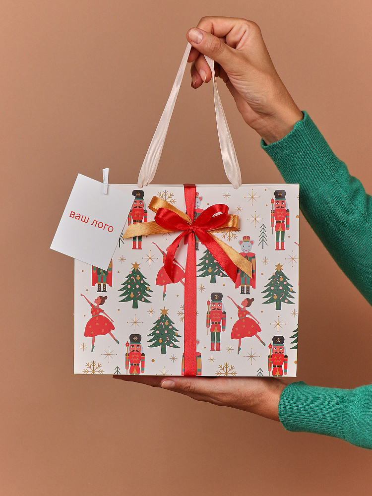 : пакет бумажный "щелкунчик" опт без лого 23х19х11,5