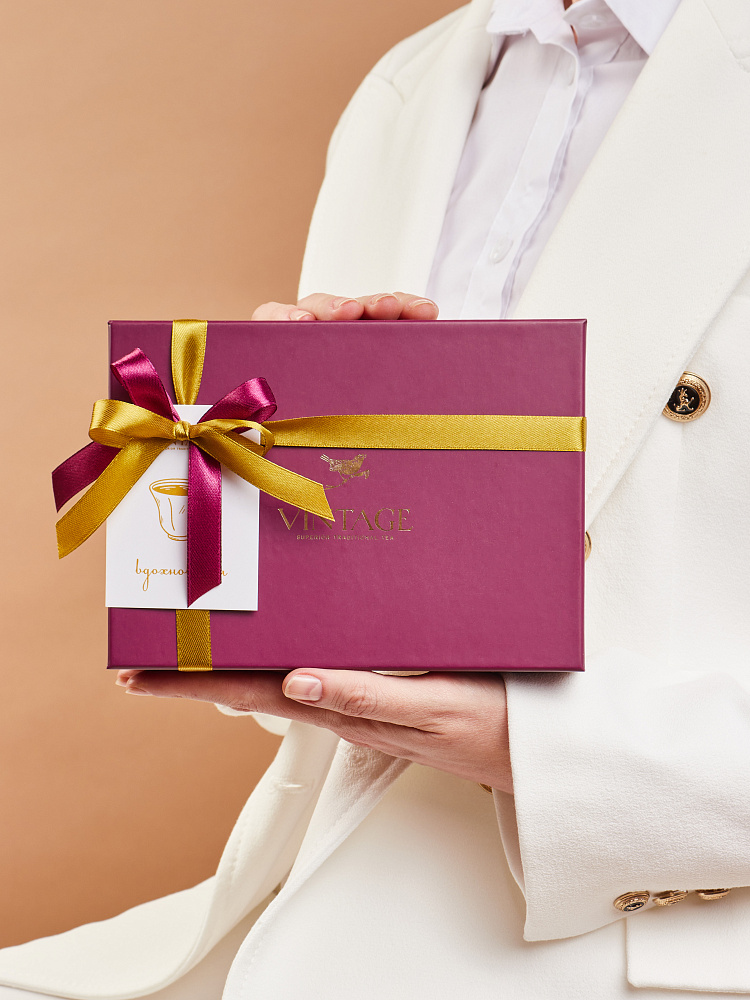 : коробка vintage бордовая 13х18х7